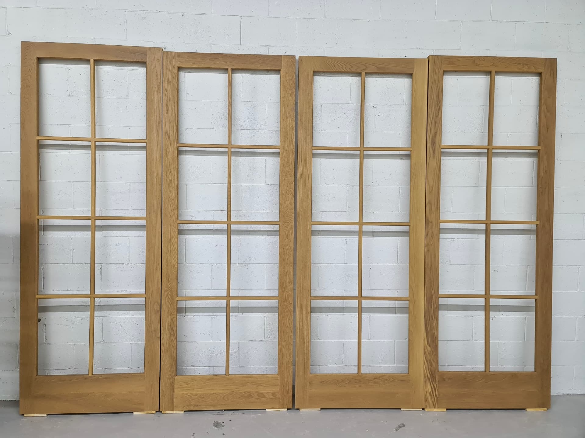 Portes intérieures à croisillons – Menuiserie intérieure sur mesure par Mokuton Menuiserie, image 1